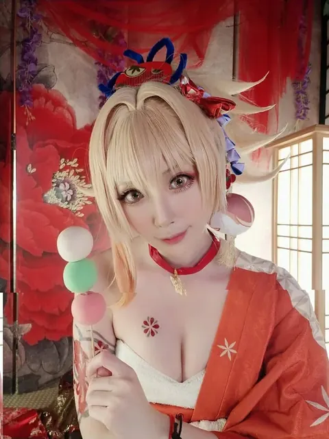 Kiyo OnlyFans cosplay creator