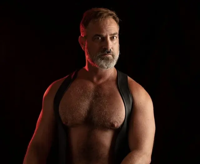 Kristoferweston OnlyFans bondage enthusiast