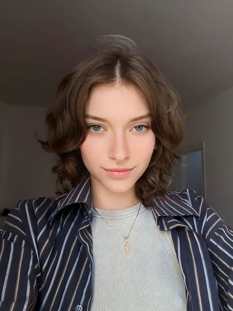 l_alicebbgirl_l OnlyFans creator with engaging content