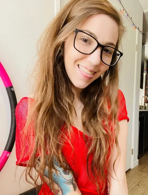 TheSharkQueen OnlyFans marine biology enthusiast