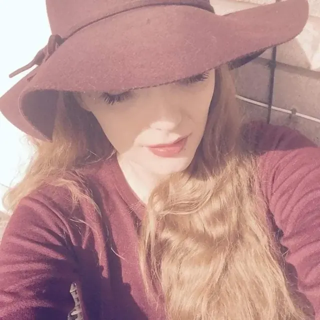LadyMia💘 OnlyFans creator with captivating videos