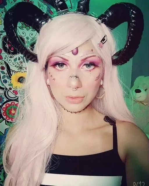 Ladyhentai OnlyFans Kinky Geek Girl