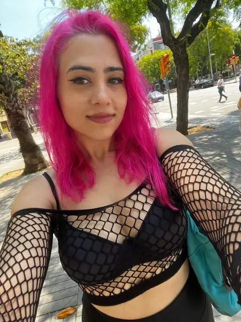 Ladynala OnlyFans creator with enticing content