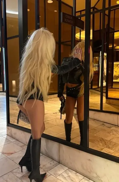 laragazzadeitattoo free OnlyFans foot content