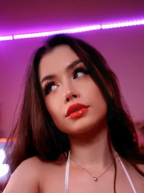 Laurel Jeune OnlyFans profile picture - Engaging creator