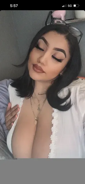 lawhora OnlyFans creator with engaging content