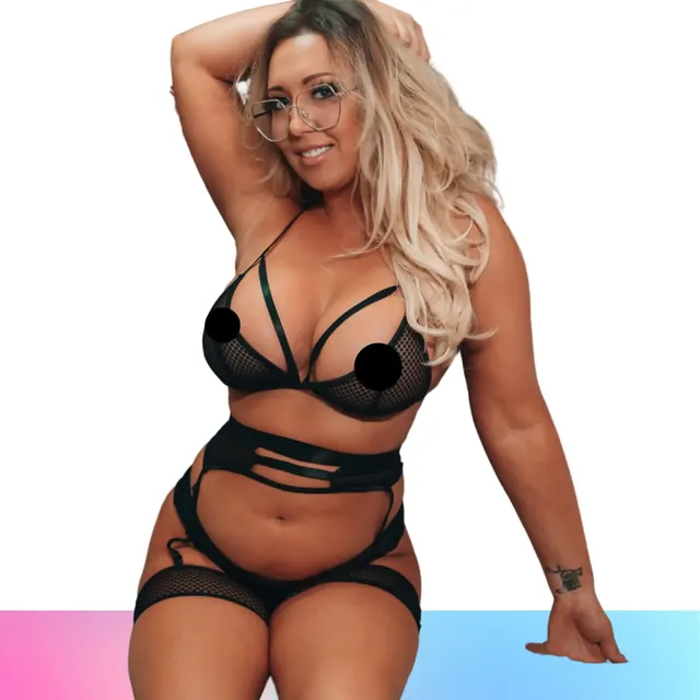 Laycee OnlyFans creator exploring her sexuality