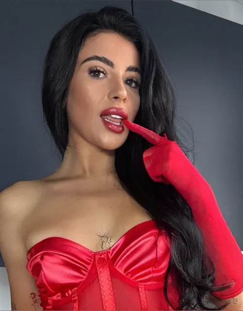 Layla Rose OnlyFans creator with engaging content