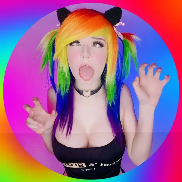 lealolly OnlyFans creator with cute lewd content