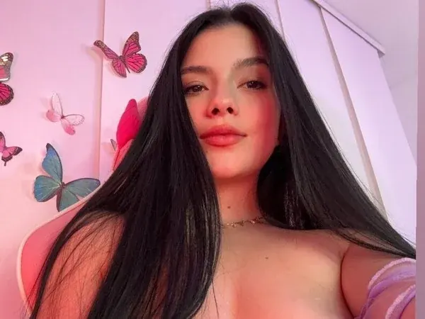 leissxxx OnlyFans adventurous creator