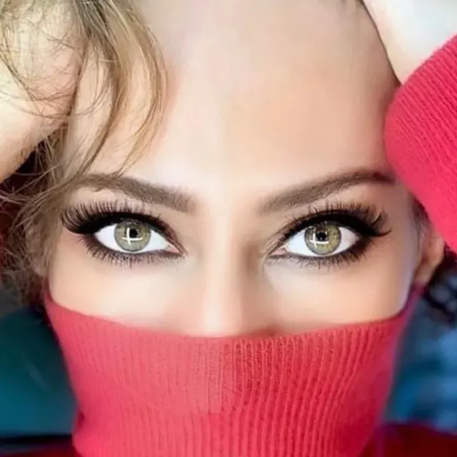 Lena OnlyFans creator with exclusive content