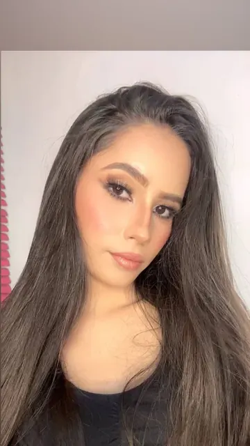 LeonaGrey OnlyFans creator with a playful personality