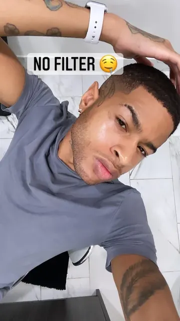 Leonreddz OnlyFans Slim Tattooed Creator