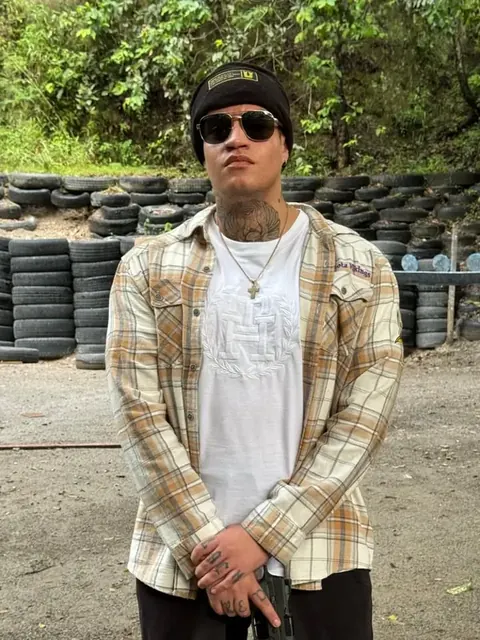 Lescoria OnlyFans tattooed male creator
