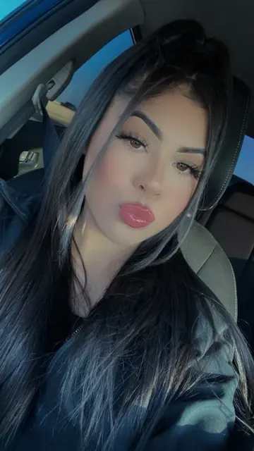 Lesly Hernandez OnlyFans exclusive content creator