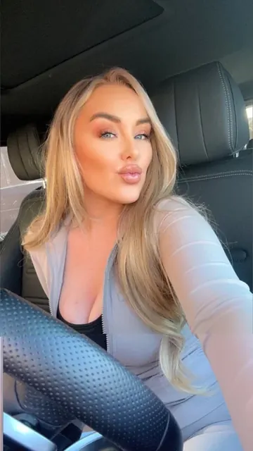 lexiraex OnlyFans flirty British girl-next-door