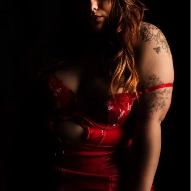 Lexxxluxxe OnlyFans big booty redhead