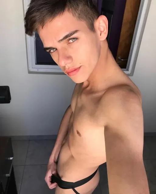 Liaamken OnlyFans profile picture - Gay creator