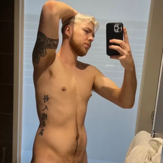 Liam Austin VIP OnlyFans creator with engaging content