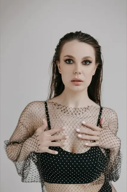 Lika OnlyFans creator profile with juicy content
