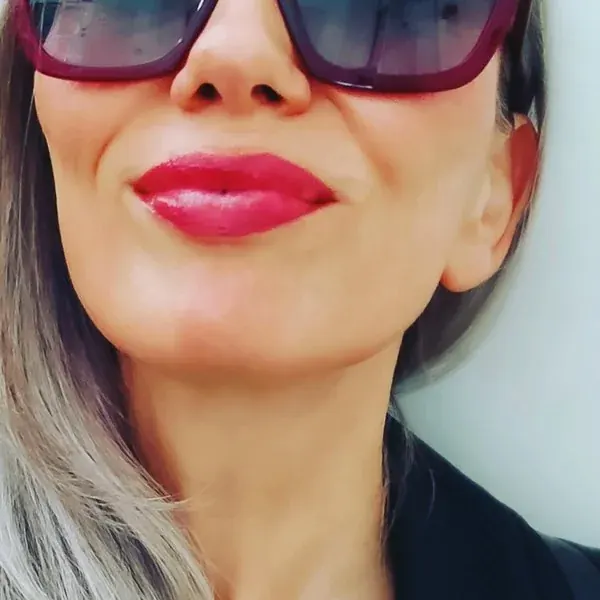 lilalux OnlyFans silver-haired Dutch model