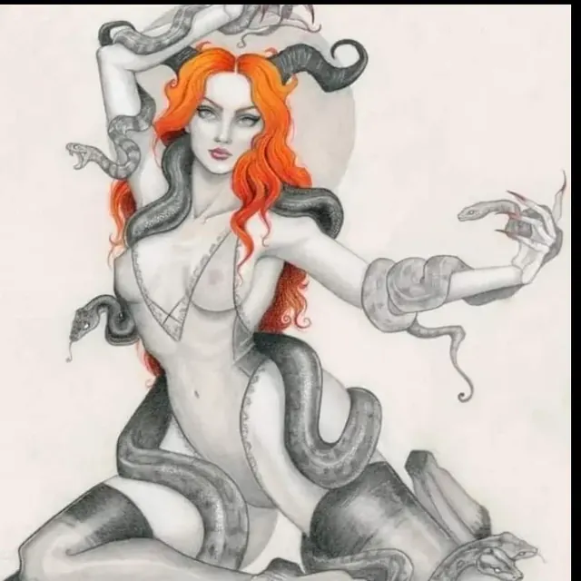 Lilith OnlyFans Goth creator