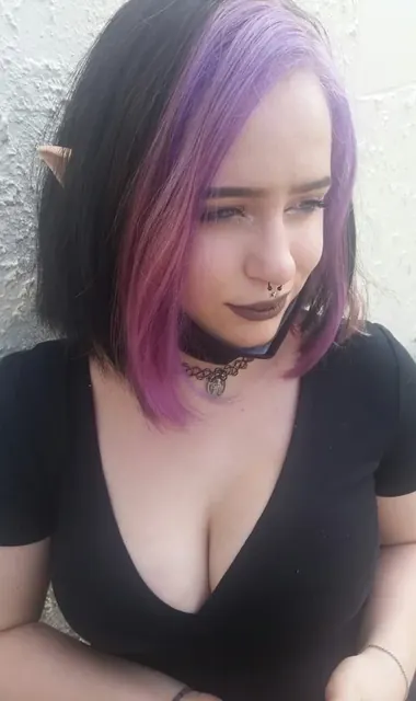 Lilith the Facial Queen OnlyFans alt content creator