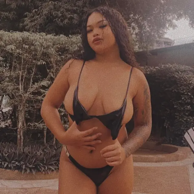 Mint OnlyFans Thai curvy babe