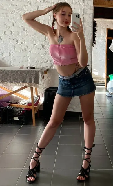Little Lily OnlyFans redhead creator