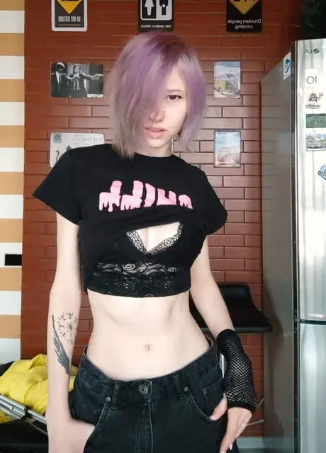little_emo_kitten OnlyFans explicit content creator