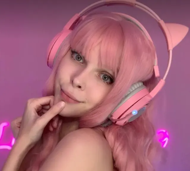 LittleKitty69 OnlyFans cosplay model