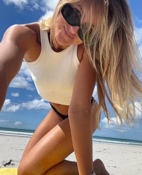 livmacdonald OnlyFans Pro Beach Volleyball player