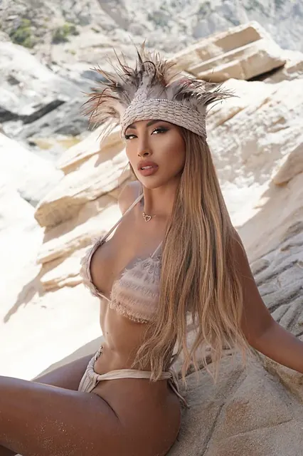 Lizajanefree OnlyFans creator with exciting content