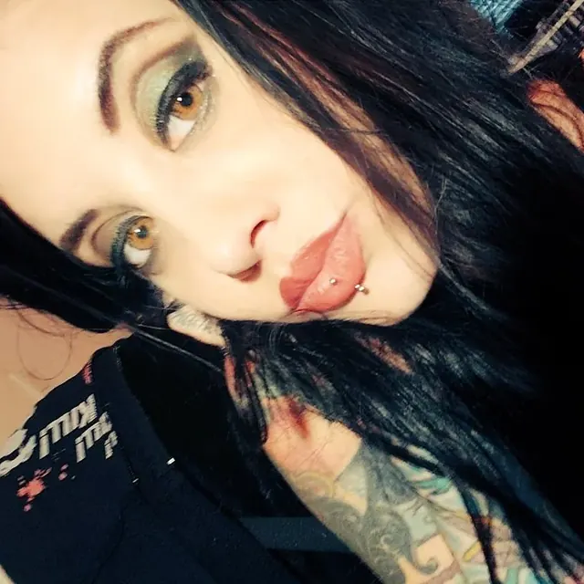 LizzieHomeWrecker OnlyFans tattoo goddess