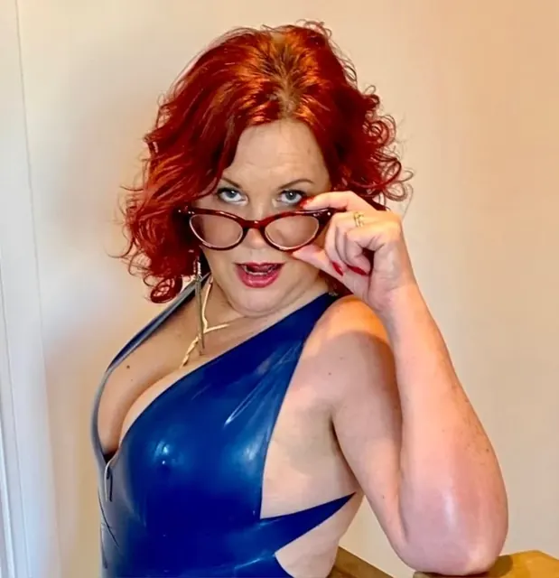 Ljhotwife OnlyFans playful creator