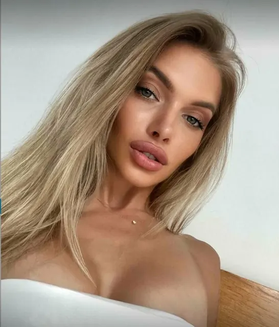 Lolllylu OnlyFans charming Ukrainian girl