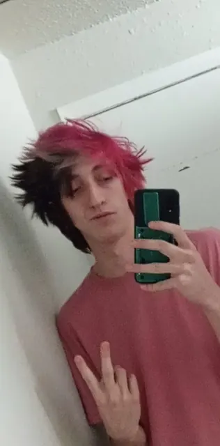 LosenHopes OnlyFans creator with music content.