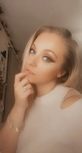 Louloubeck OnlyFans feet pic creator