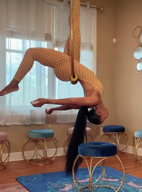Nikki OnlyFans aerial yoga enthusiast