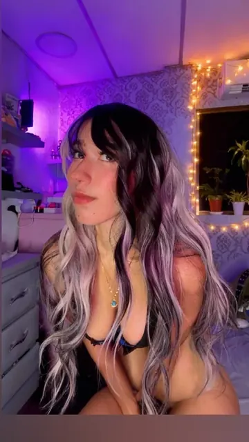 Lovly janeth OnlyFans petite cosplay creator