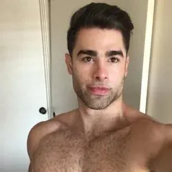 Lucasleonxxx OnlyFans athletic male