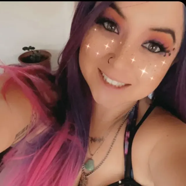 Alice OnlyFans creator with stunning feet