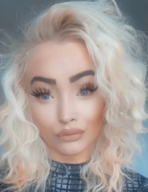 Lucymartine OnlyFans UK blonde creator