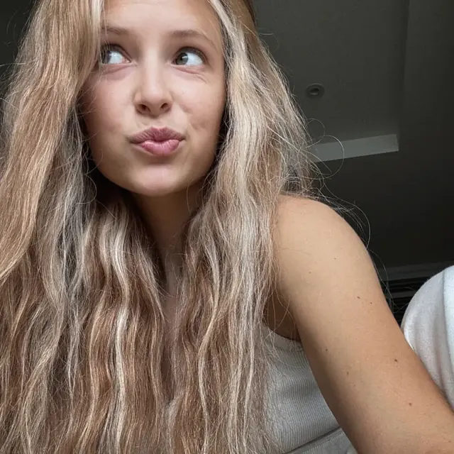 lulusdreamz OnlyFans creator with engaging content