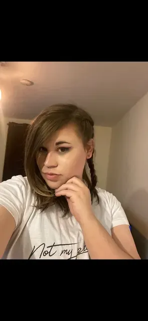 Lunagirl247 OnlyFans London girl