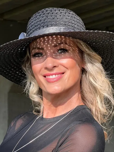 LussyBerry OnlyFans creator with professional photos