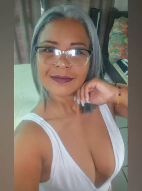 Luz OnlyFans Venezuelan beauty