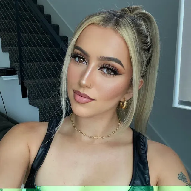 lycia faith OnlyFans exclusive creator profile