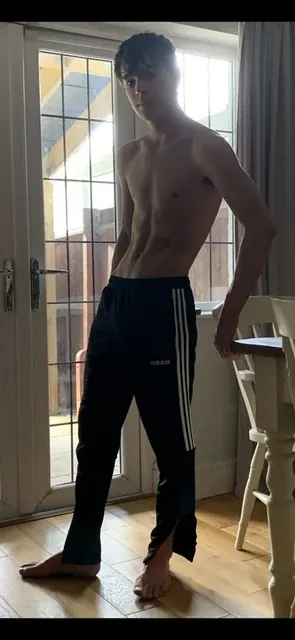 Mabyenotdylan OnlyFans webcam model