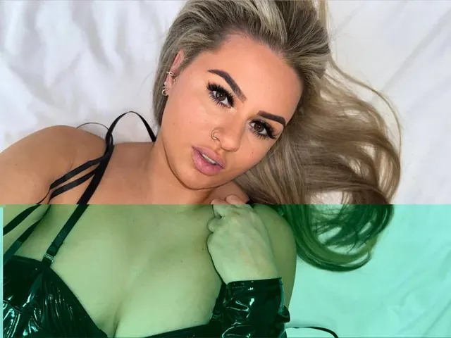 macivip OnlyFans Creator with engaging personality